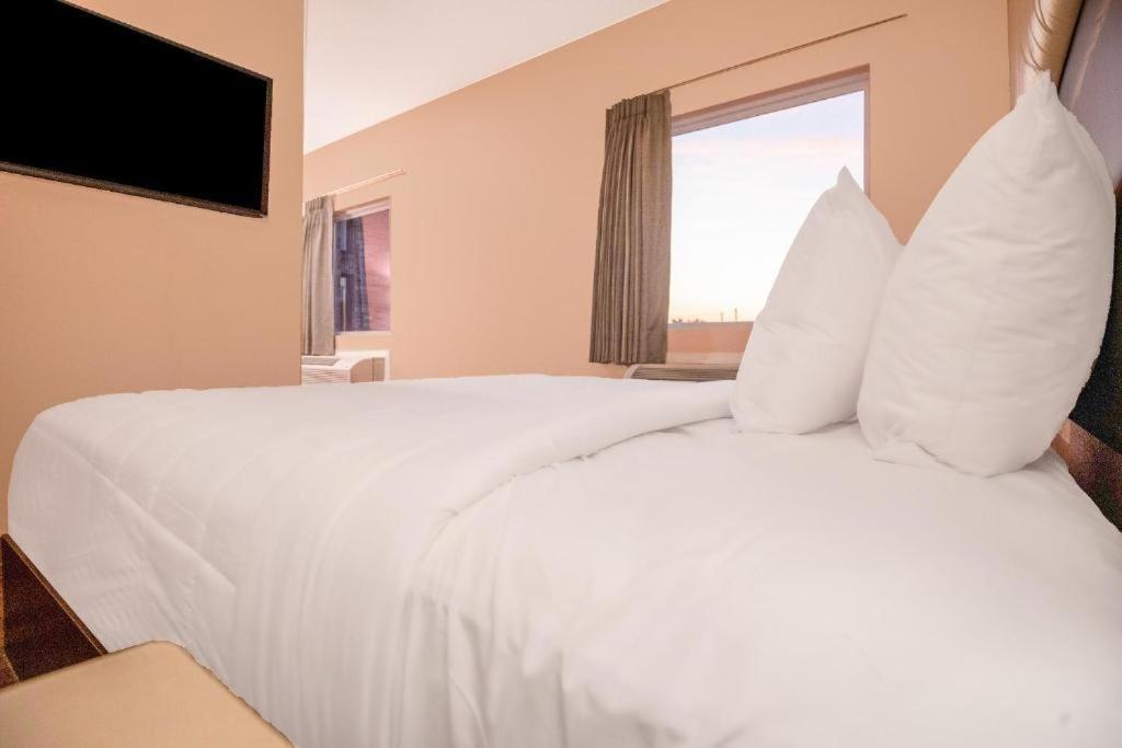 Royal Inn & Suites Adairsville Eksteriør billede
