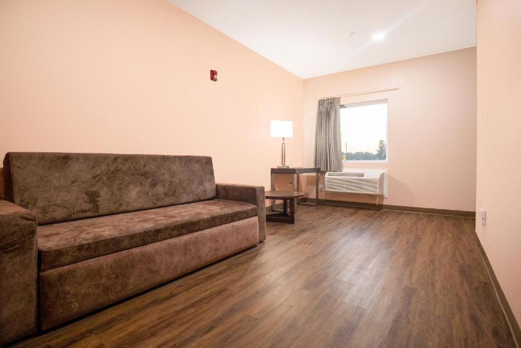 Royal Inn & Suites Adairsville Eksteriør billede
