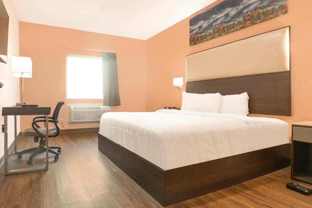 Royal Inn & Suites Adairsville Eksteriør billede